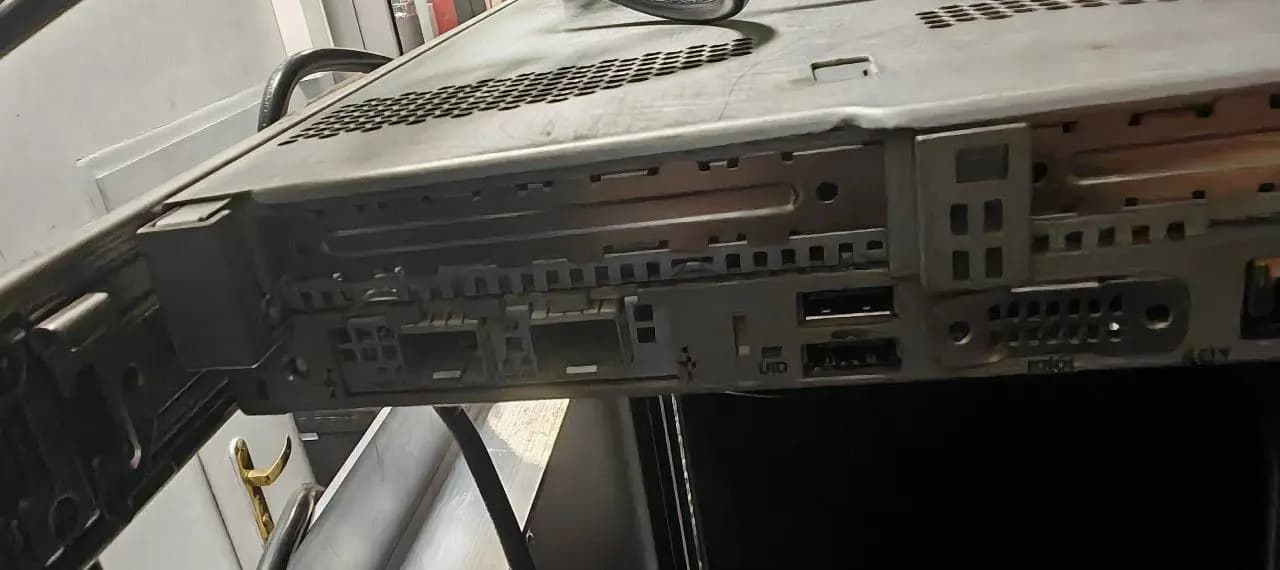 Фото к отзыву на Сетевая карта HP 560FLR, 10Gb, 2x SFP+