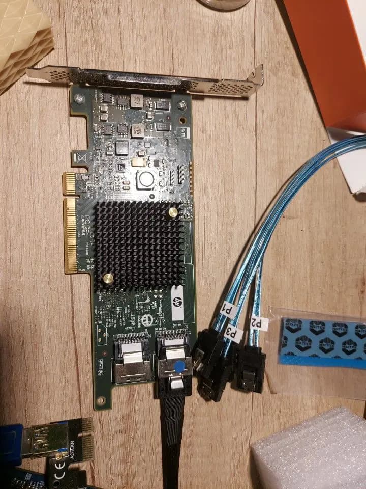 Фото к отзыву на Контроллер LSI 9205-8i, 2x SFF-8087