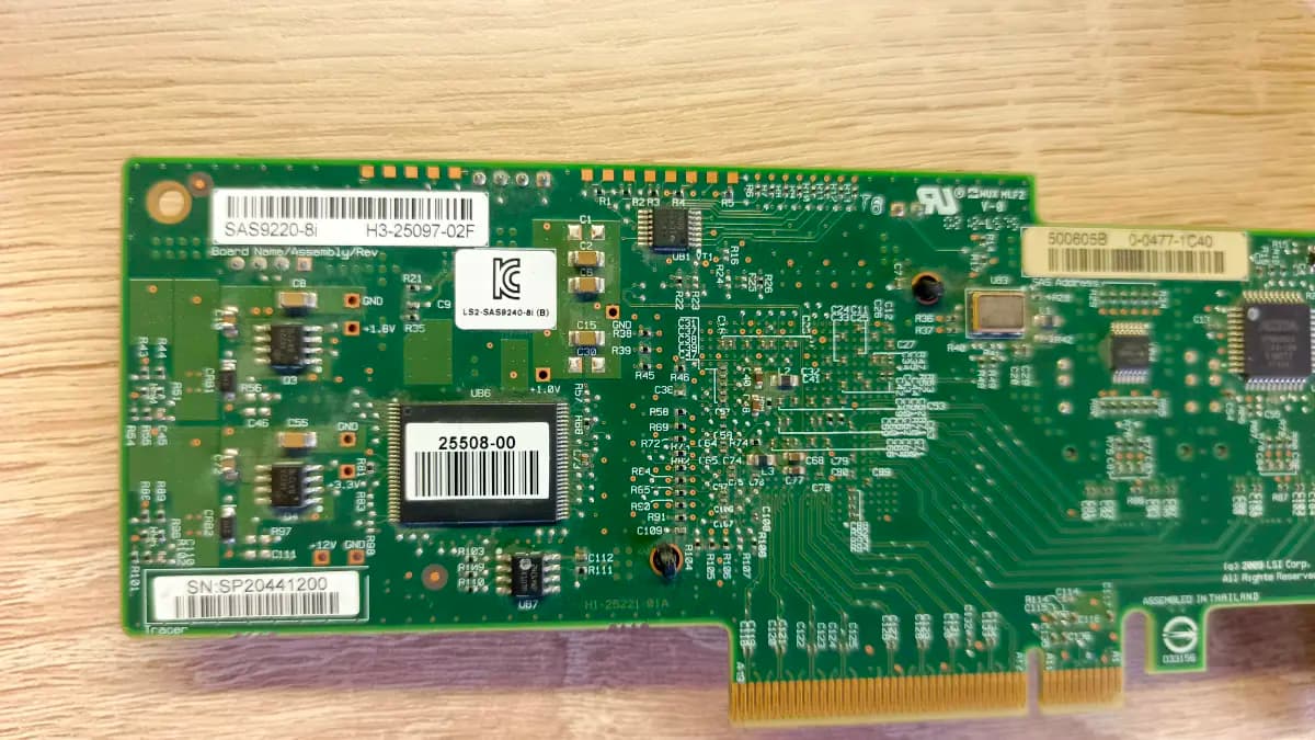 Фото к отзыву на Контроллер LSI 9220-8i, 2x SFF-8087