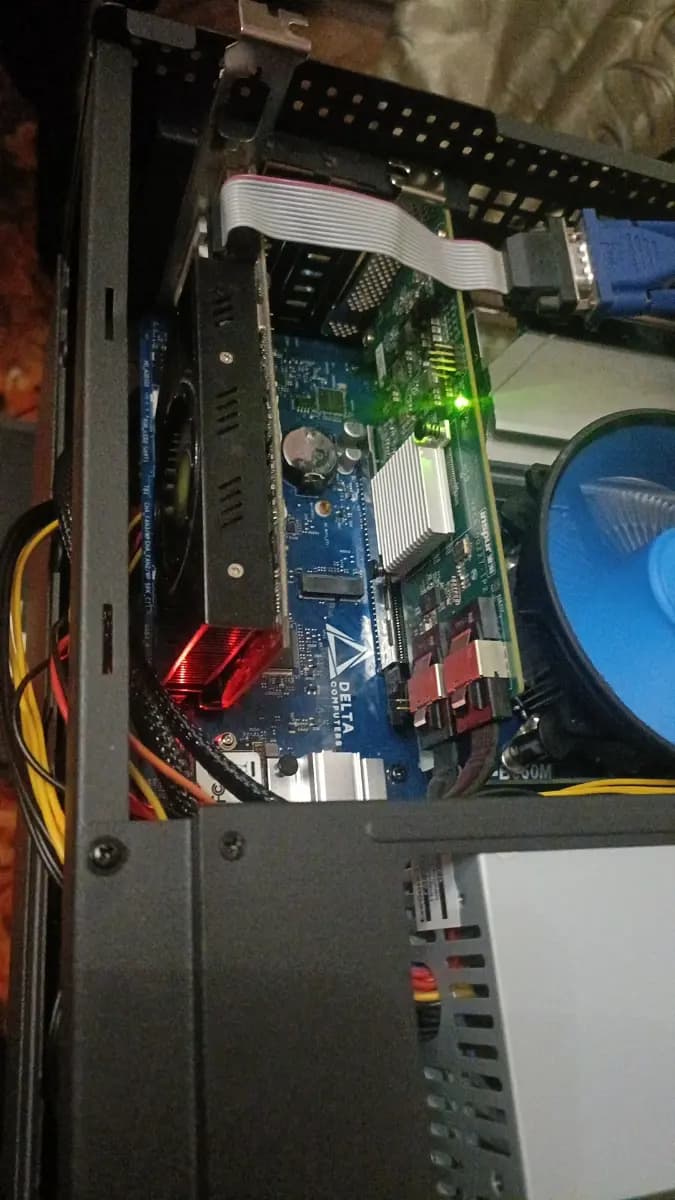 Фото к отзыву на Контроллер Inspur YPCB-00227 (аналог 9207-8i), 2x SFF-8087
