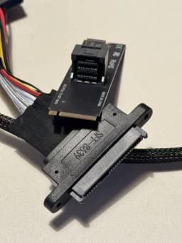 Фото отзыв Кабель MiniSas HD SFF-8643 → SFF-8639, 60 см для U.2 NVMe