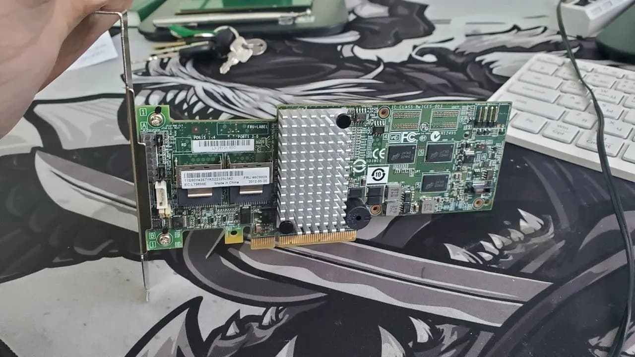 Фото к отзыву на Контроллер IBM M5014, 256Mb